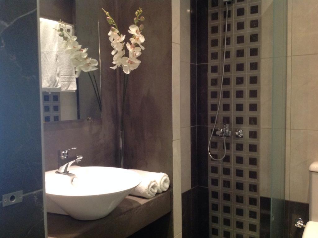Galaxy City Hotel Limenas  Ngoại thất bức ảnh